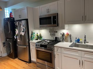 2210 N Halsted St #1R, Chicago, IL 60614