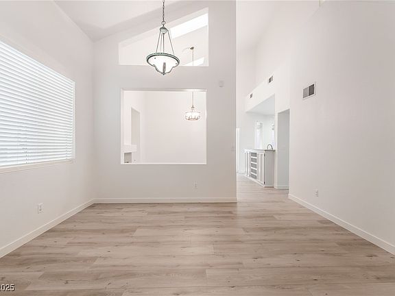 5th image of 8117 Kokoma Dr
