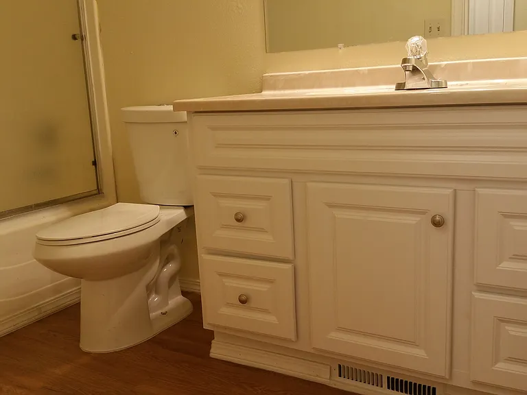 3617 Silverstone Dr NE — Photo 23