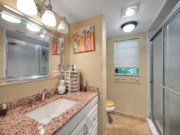 4th image of 3755 Via Poinciana APT 203