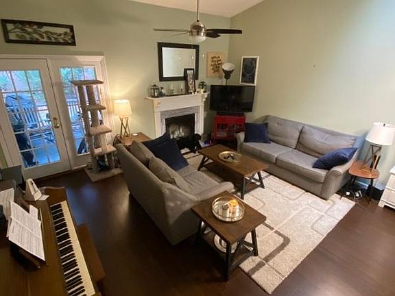 2nd image of 113 Forest Oaks Dr