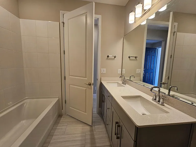 340 Birkdale Dr — Photo 7
