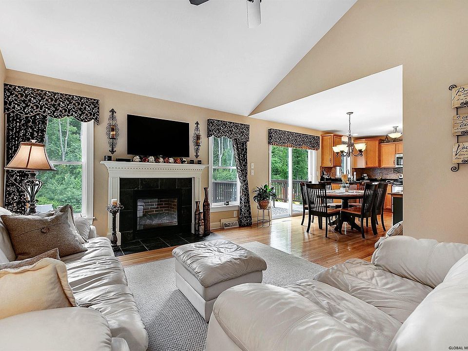 207 STEEPLE Way, Schenectady, NY 12306 Zillow