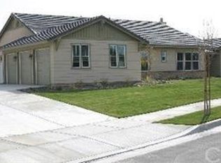 310 Cheshire Ln, Hemet, CA 92544