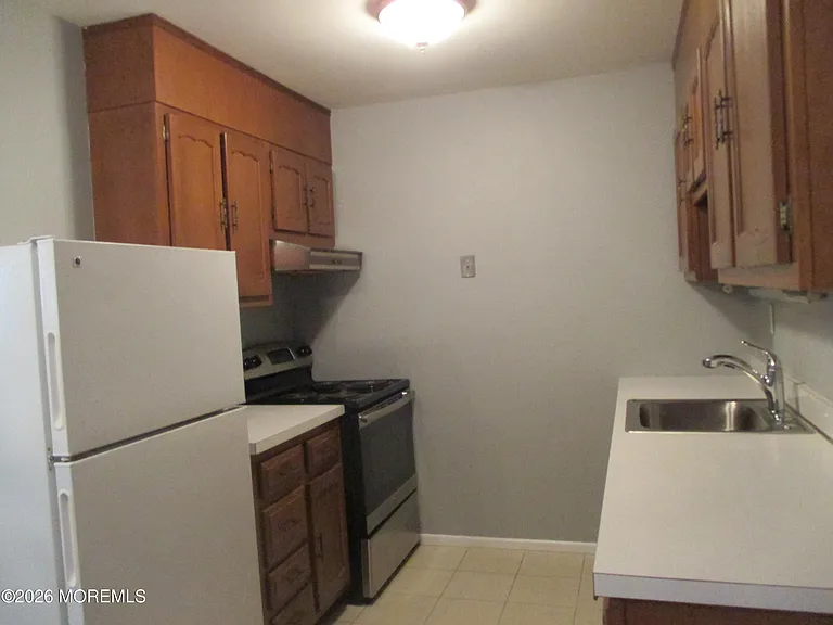 841B Inverness Ct — Photo 13