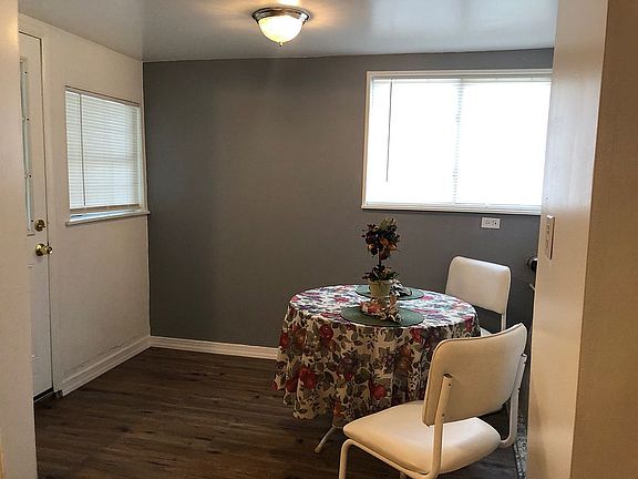 2nd image of 258A Sitgreaves St
