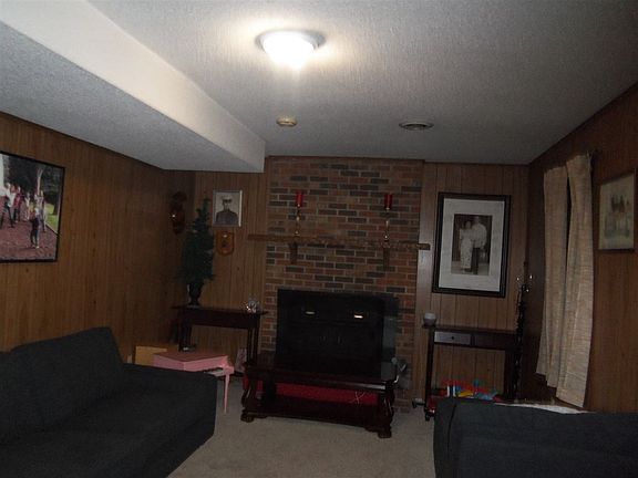 2nd image of 1004 Brookwood Dr
