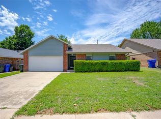 3608 Peregrine Dr, Norman, OK 73072