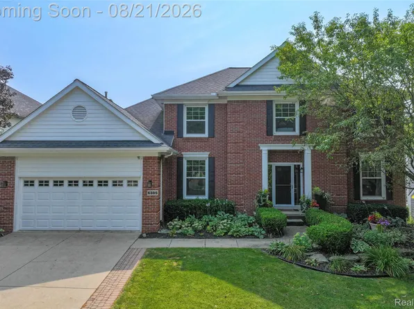 6385 Golf View Dr, Clarkston, MI 48346