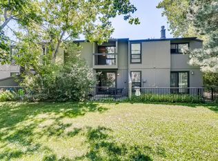 1225 Bear Mountain Dr APT B, Boulder, CO 80305