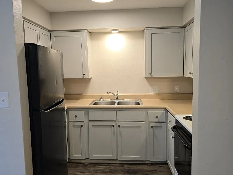 1005 E Pearl St #C — Photo 7