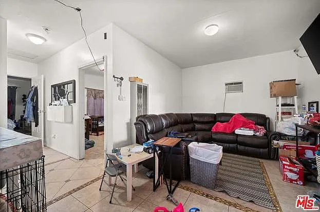 1314 E Laurelwood Dr — Photo 36