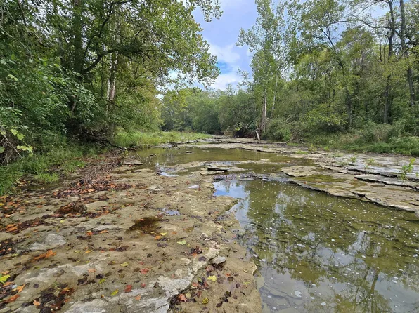 6847 E Brushy Fork Rd, Madison, IN 47250