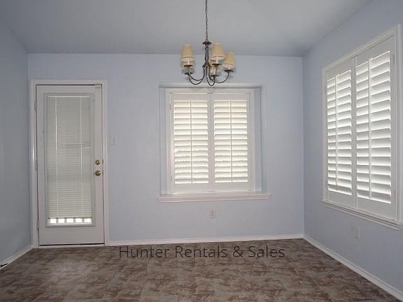 5th image of 4605 Causeway Ct