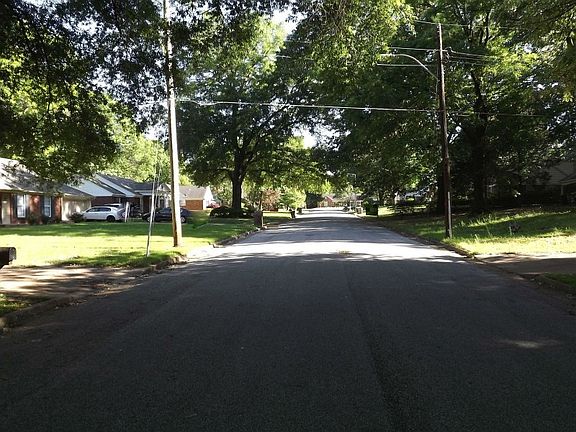 4th image of 3130 Glen Echo Dr
