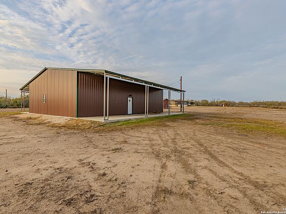 4th image of 300 Private Road 2743