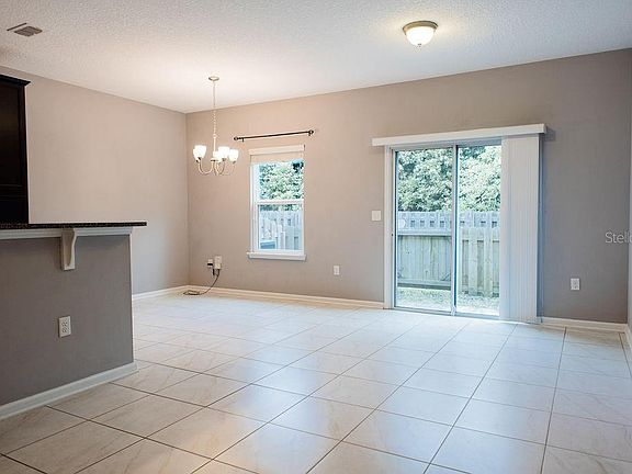 4th image of 88 Moultrie Village Ln