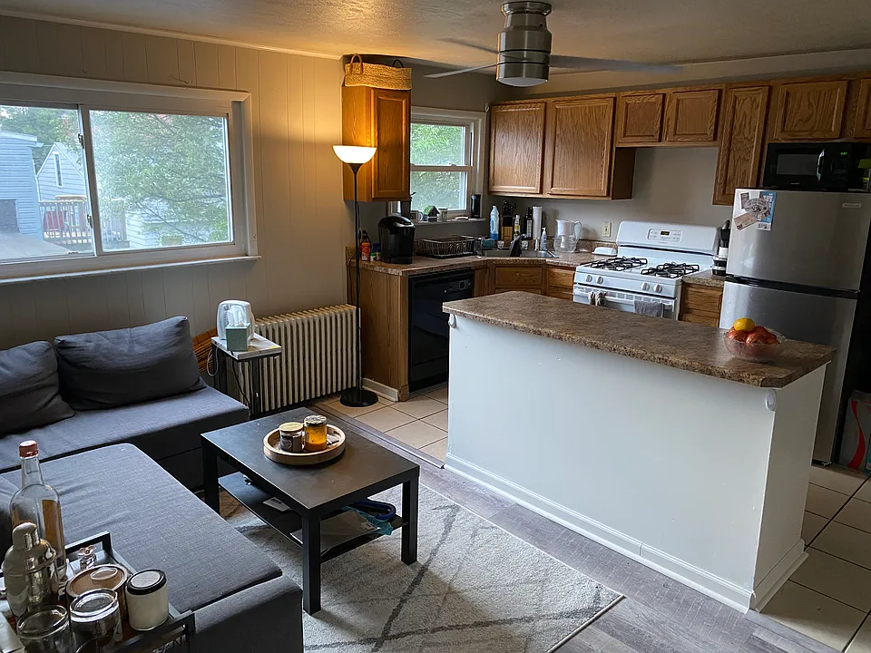 13 Uxor Way #2