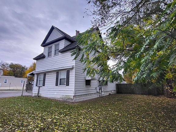 5th image of 506 Burton St SW