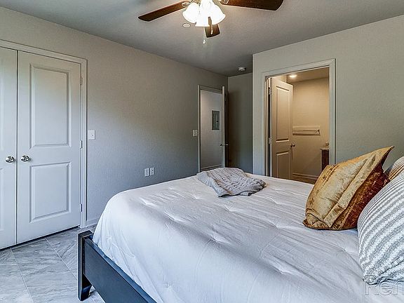 2nd image of 100 Pine Ridge Pl #491349e3b