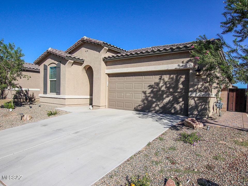1st image of 10908 W Pleasant View Dr