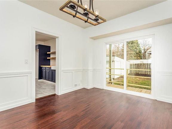5th image of 2665 E 127th St