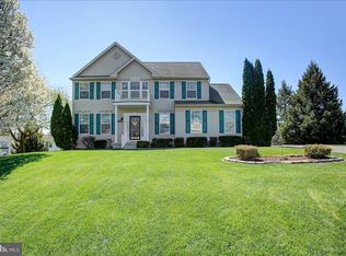 108 Bridle Hill Ct, Chambersburg, PA