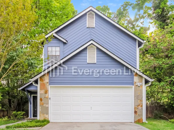 2613 Laurel View Dr, Snellville, GA 30039
