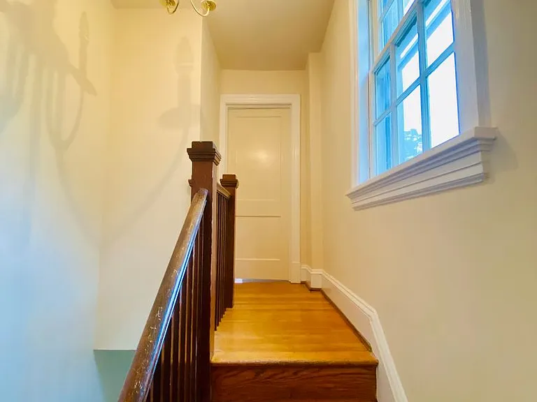 4208 Fitzhugh Avenue — Photo 8