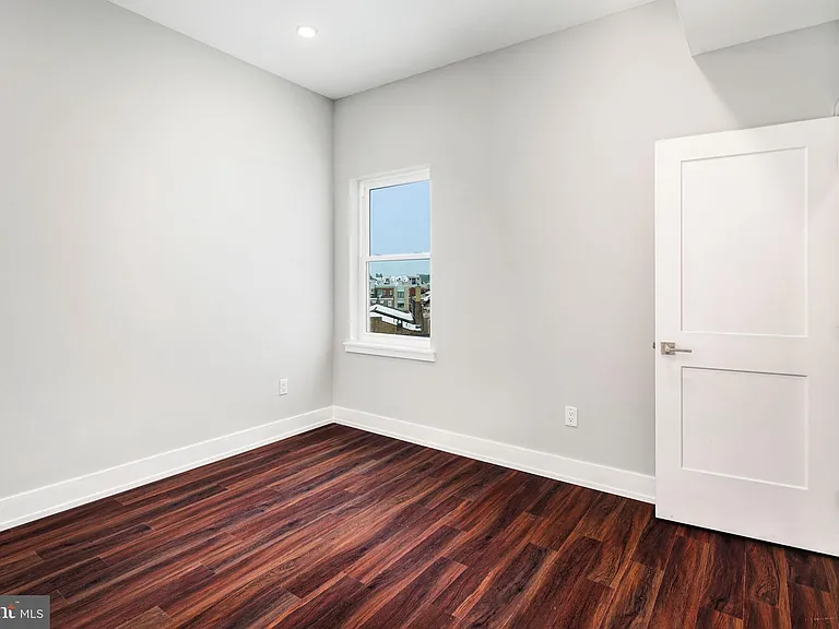 1527 Ridge Ave #1b 1b — Photo 18