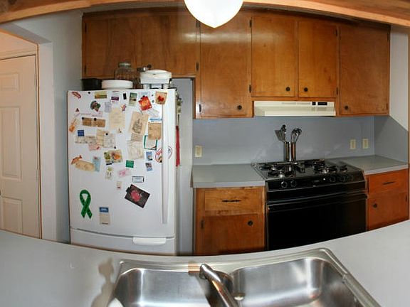 4th image of 7825 Grizzley Dr