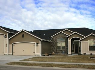 5917 N Senita Hills Ave, Meridian, ID 83646