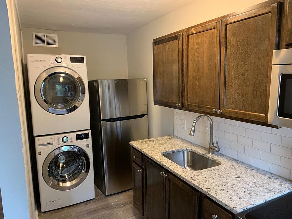 1st image of 397 E Upsal St #1