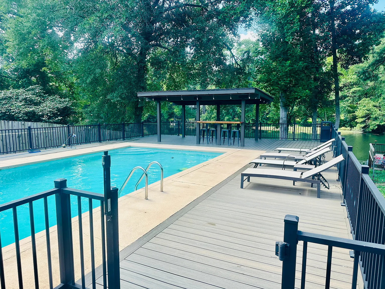 218 McFadyen Dr — Photo 4