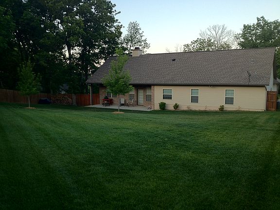 Huge, Fenced Back Yard