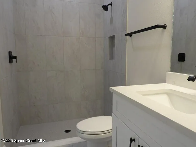 8555 Henry Ave — Photo 21