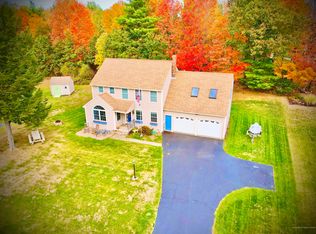 111 Hawthorne Ln, Westbrook, ME 04092