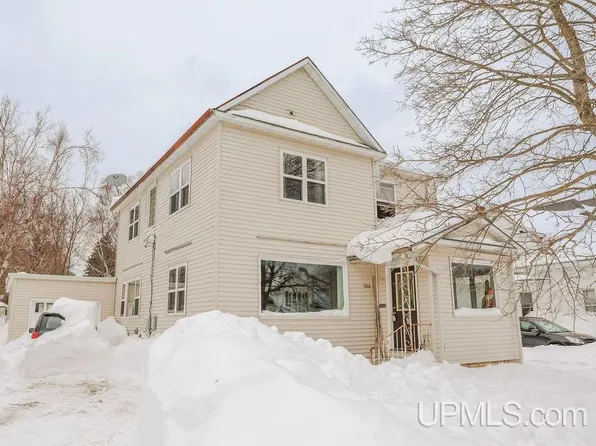 538 Oak St, Manistique, MI 49854