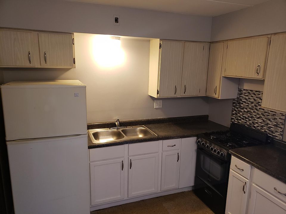 1st image of 1212 N 33rd Ave Unit 8A