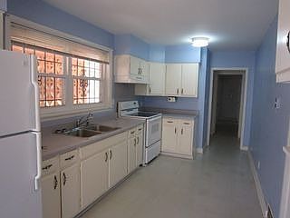 2nd image of 123 Armstrong Ave