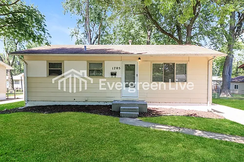 1705 Fernbrook Dr Photo 1