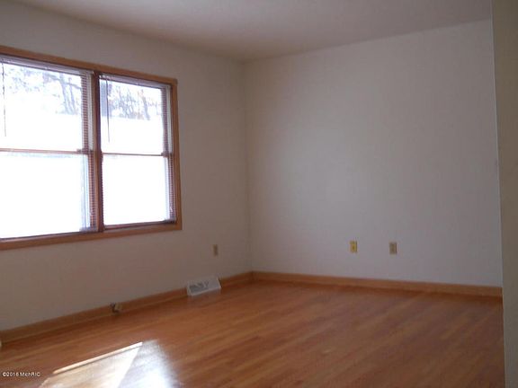 2nd image of 5852 Mari Anne Dr