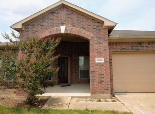 1010 Grafton Garden Ln, Fresno, TX 77545