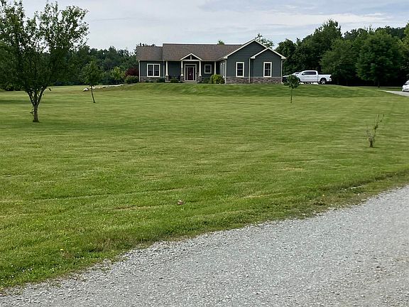 3rd image of 13541 3rd Rd