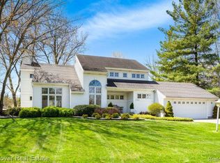 1790 Pembroke St SE, Kentwood, MI 49508