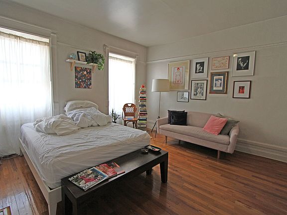 3rd image of 268 W 136th St APT 7