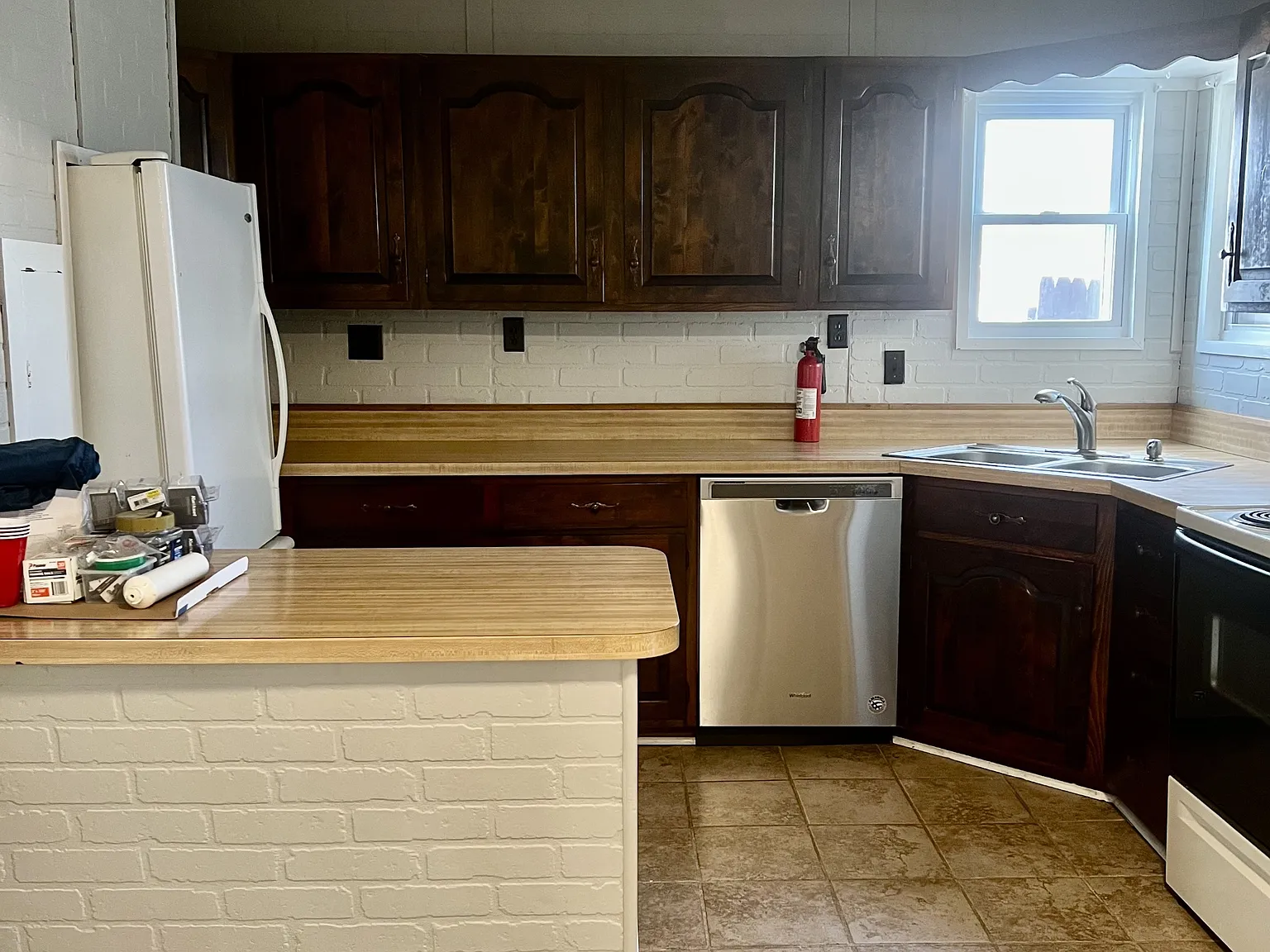 328 Lyons Avenue - 1 — Photo 2