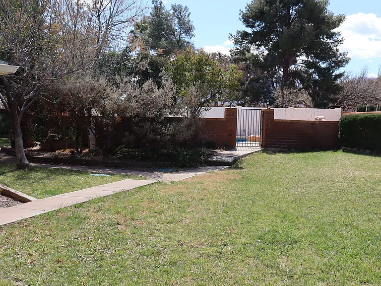 1810 Town And Country Dr — Photo 16