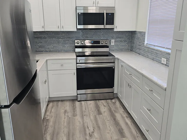 10215 Regal Dr #21 — Photo 2