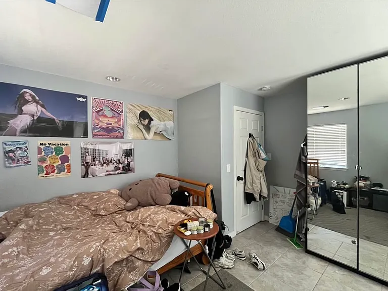 107 S 19th St #11 — Photo 8